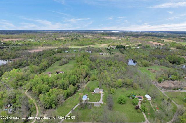 7185 Fhaner Highway, Potterville, MI 48876