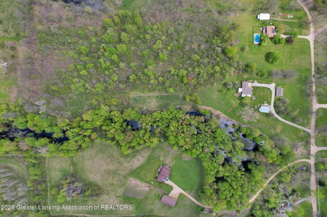 7185 Fhaner Highway, Potterville, MI 48876