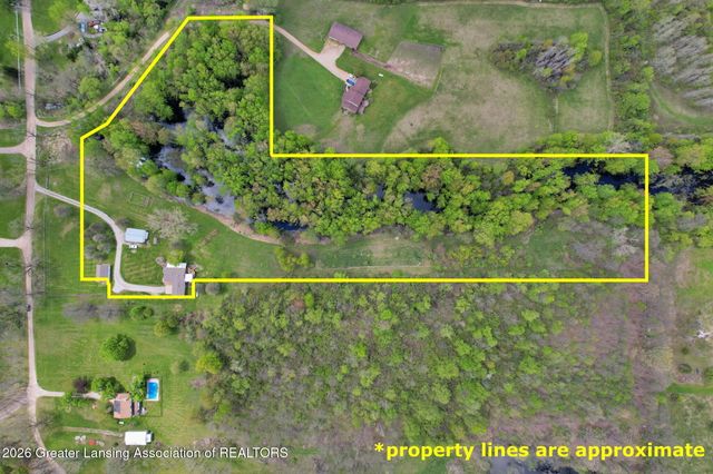 7185 Fhaner Highway, Potterville, MI 48876