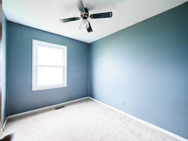 2063 E Columbia Street, Evansville, IN 47711