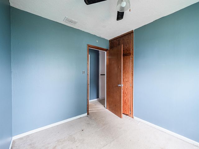 2063 E Columbia Street, Evansville, IN 47711