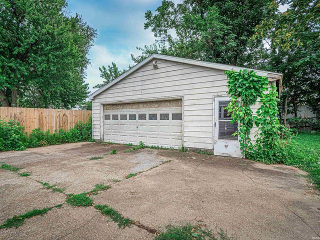 2063 E Columbia Street, Evansville, IN 47711