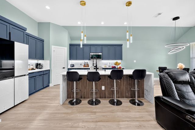 1930 Houston Street, Grand Prairie, TX 75050