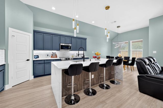 1930 Houston Street, Grand Prairie, TX 75050