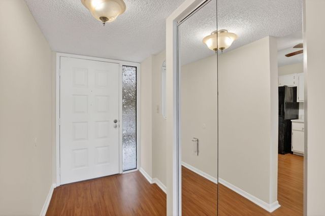 8030 Hampton Boulevard 414, North Lauderdale, FL 33068
