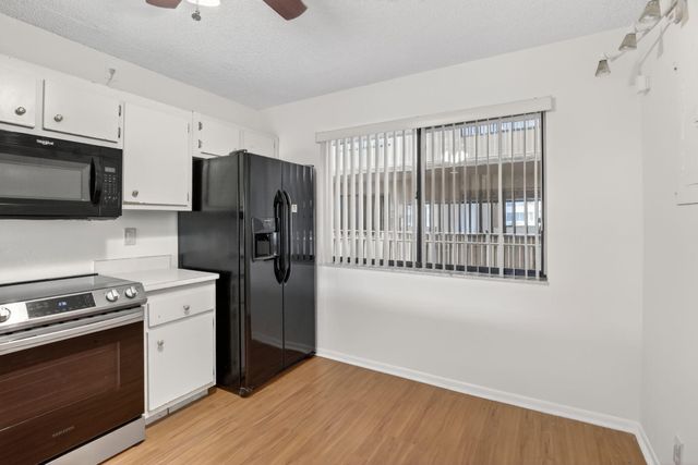 8030 Hampton Boulevard 414, North Lauderdale, FL 33068