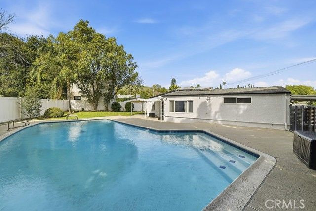 17106 Mandarin Court, Granada Hills (los Angeles), CA 91344