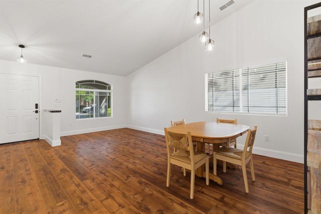 2338 Carol Ann Dr, Tracy, CA 95377