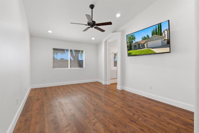 2338 Carol Ann Dr, Tracy, CA 95377