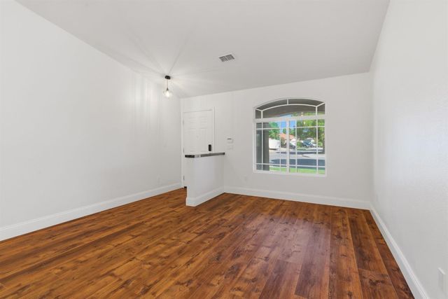 2338 Carol Ann Dr, Tracy, CA 95377