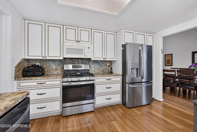 1148A Thornbury Lane, Manchester, NJ 08759