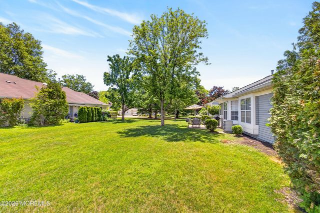 1148A Thornbury Lane, Manchester, NJ 08759