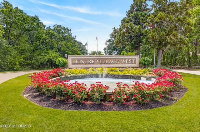 1148A Thornbury Lane, Manchester, NJ 08759