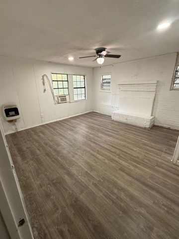 127 Conway St., Longview, TX 75601