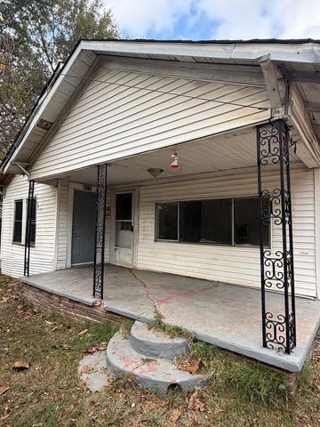 127 Conway St., Longview, TX 75601