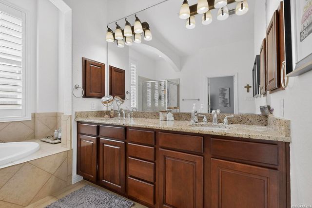 21702 EDEN ROSE HL, San Antonio, TX 78256