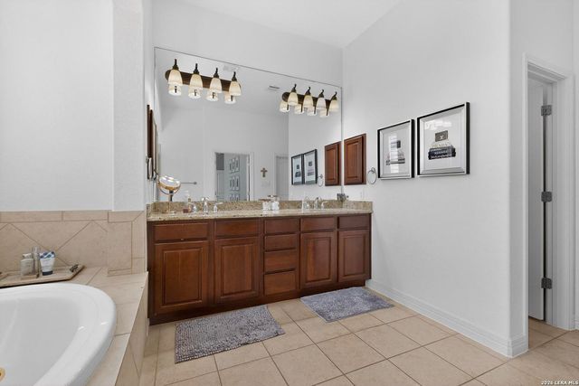 21702 EDEN ROSE HL, San Antonio, TX 78256