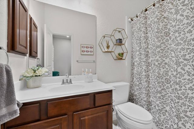 21702 EDEN ROSE HL, San Antonio, TX 78256