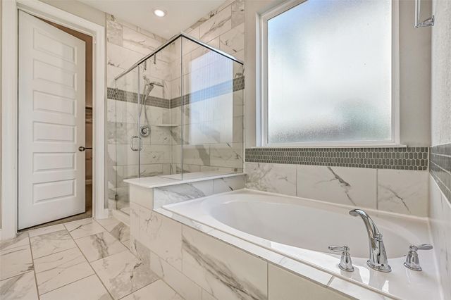 2641 Summer Indigo Trail, Pearland, TX 77089
