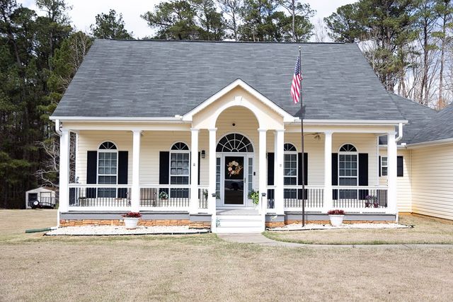 120 Copper Creek Drive, Lagrange, GA 30240