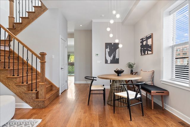 2760 W Saint Mary Street, Chicago, IL 60647