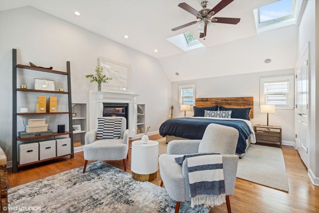 2760 W Saint Mary Street, Chicago, IL 60647