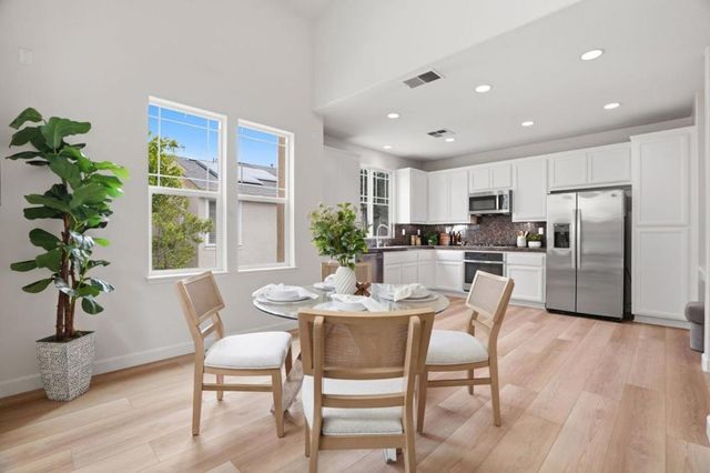 4142 Tobin Circle, Santa Clara, CA 95054