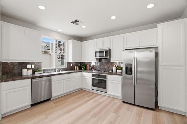 4142 Tobin Circle, Santa Clara, CA 95054