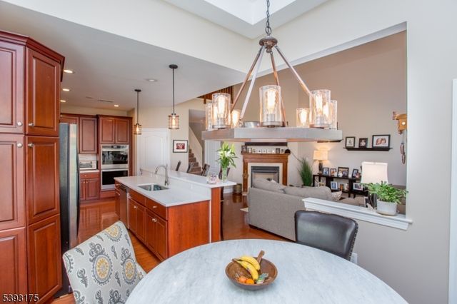 616 Heath Ct, Lambertville City, NJ 08530