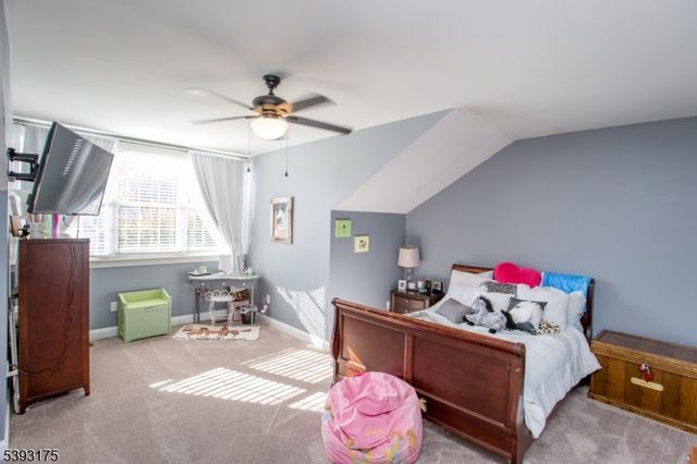 616 Heath Ct, Lambertville City, NJ 08530