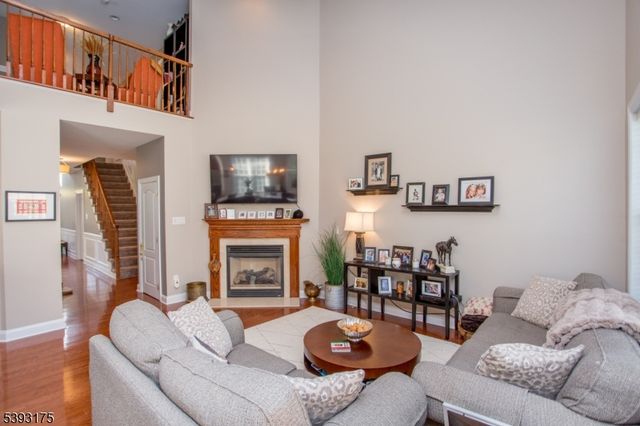 616 Heath Ct, Lambertville City, NJ 08530