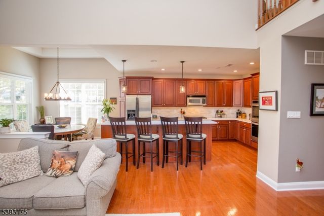 616 Heath Ct, Lambertville City, NJ 08530