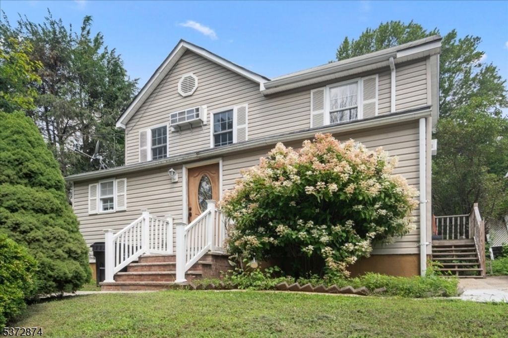 45 Stoll St, Netcong Boro, NJ 07857