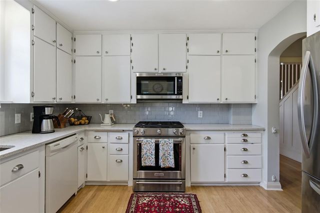 204 Gilbert Avenue, Eau Claire, WI 54701
