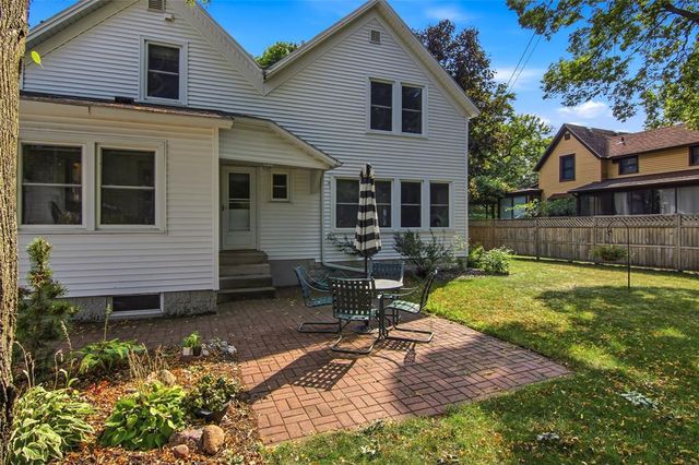 204 Gilbert Avenue, Eau Claire, WI 54701