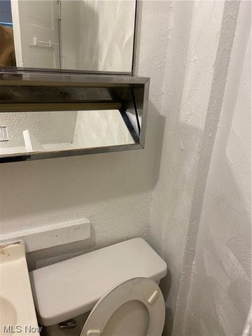 810 Amherst Street, Akron, OH 44311