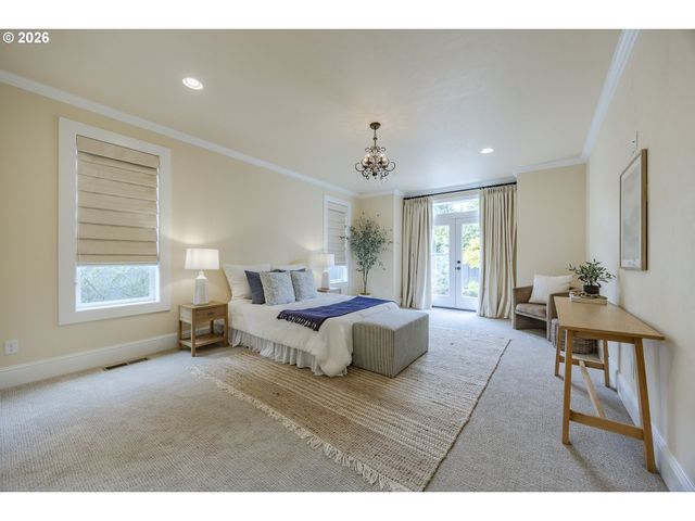 2243 LATHEN Way, Eugene, OR 97408