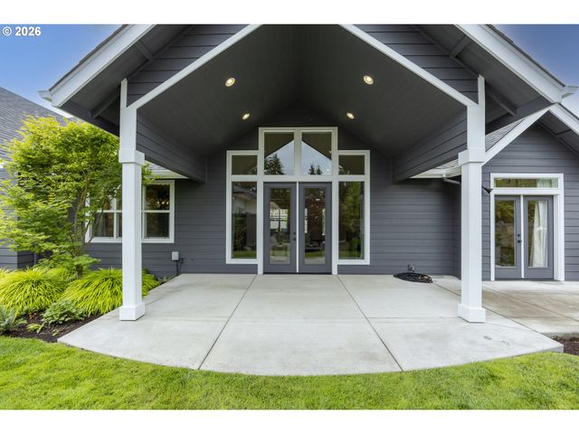 2243 LATHEN Way, Eugene, OR 97408