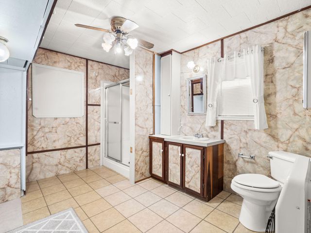 121 Hog Farm Rd, Deridder, LA 70634