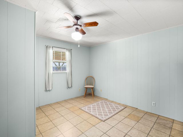 121 Hog Farm Rd, Deridder, LA 70634