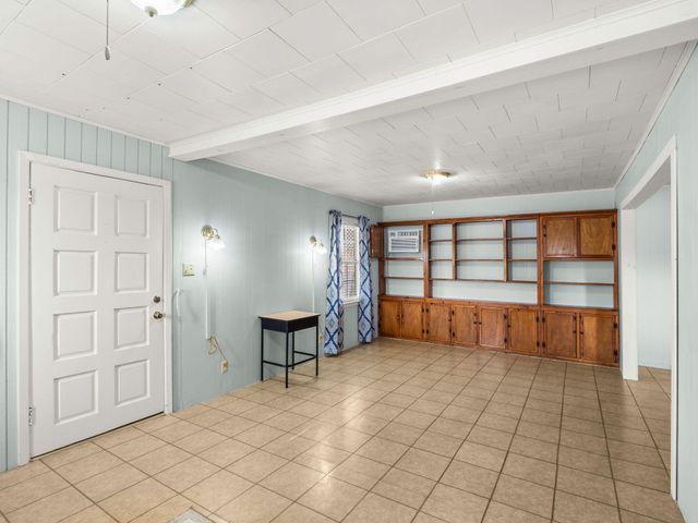 121 Hog Farm Rd, Deridder, LA 70634