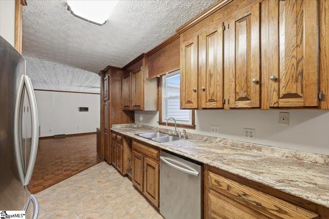 3184 N Hwy 14, Greer, SC 29651