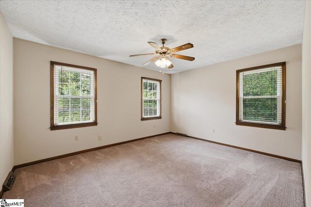 3184 N Hwy 14, Greer, SC 29651