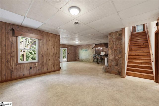 3184 N Hwy 14, Greer, SC 29651