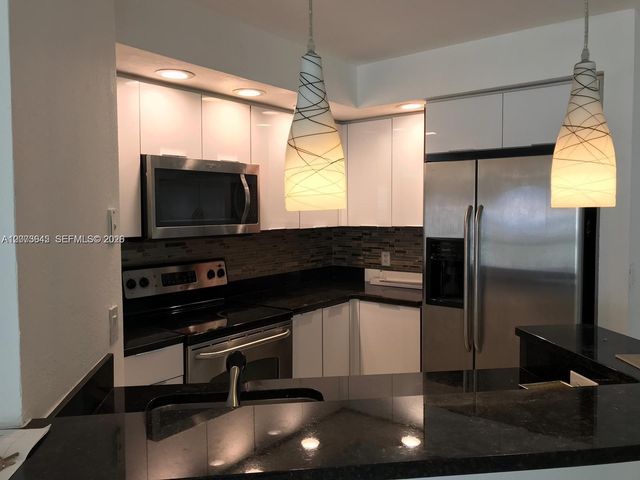 3370 N Pinewalk Drive N 1212, Margate, FL 33063