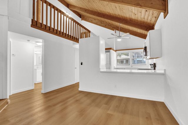 100 Sparrow Drive 20, Royal Palm Beach, FL 33411