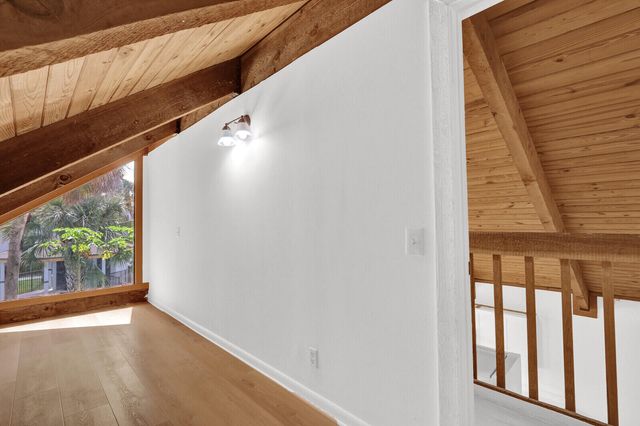 100 Sparrow Drive 20, Royal Palm Beach, FL 33411