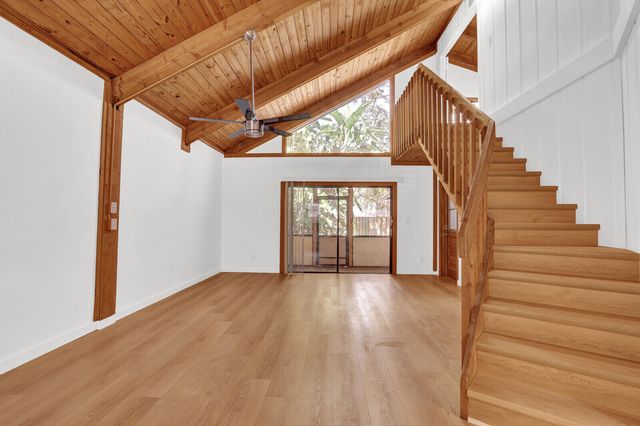 100 Sparrow Drive 20, Royal Palm Beach, FL 33411