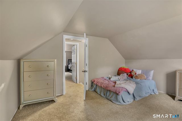 4 Robin Road, Manchester, CT 06042