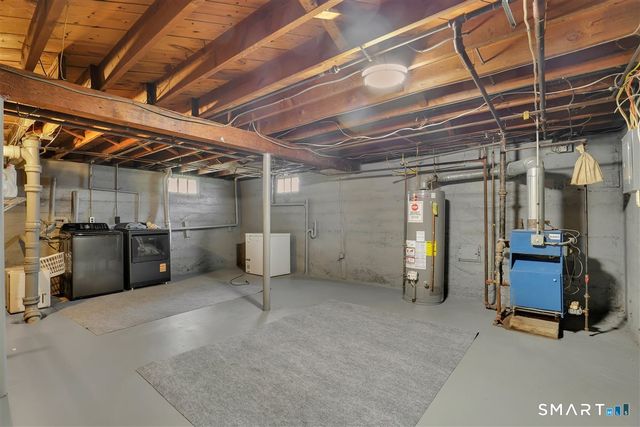4 Robin Road, Manchester, CT 06042
